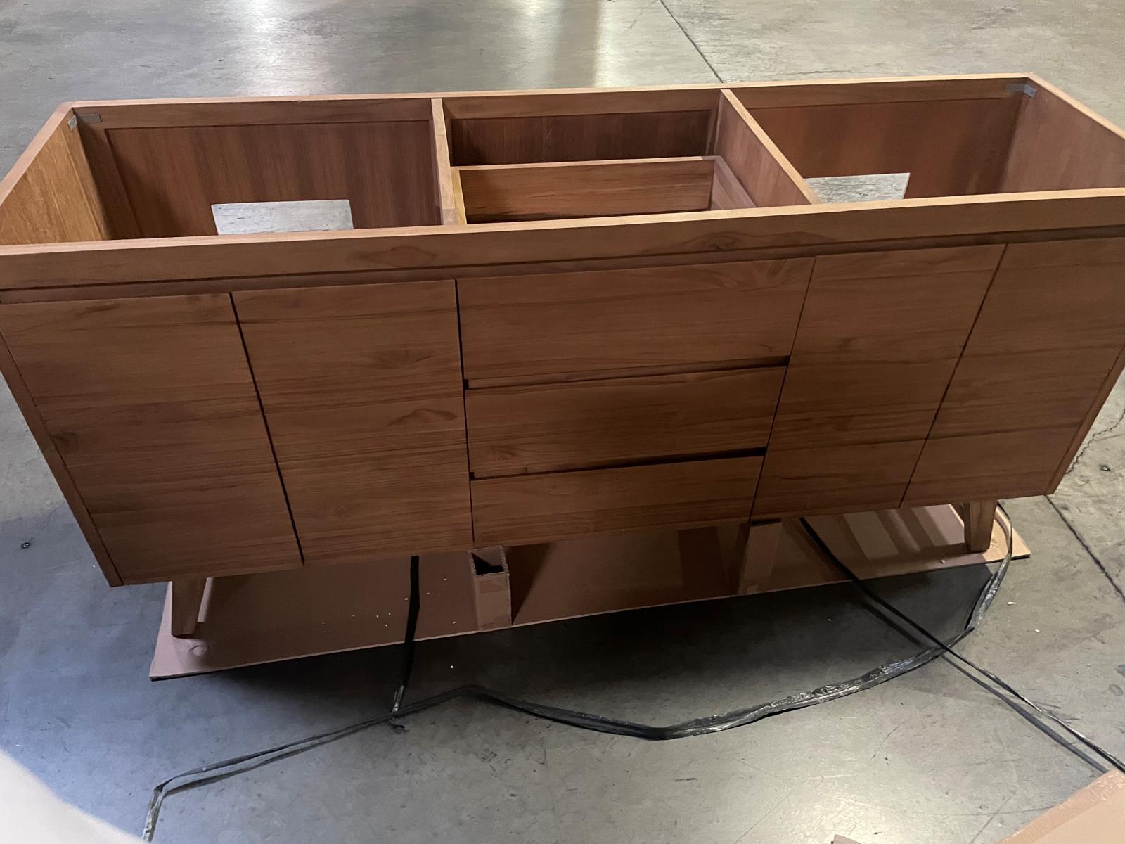 Natural Teak Avanity